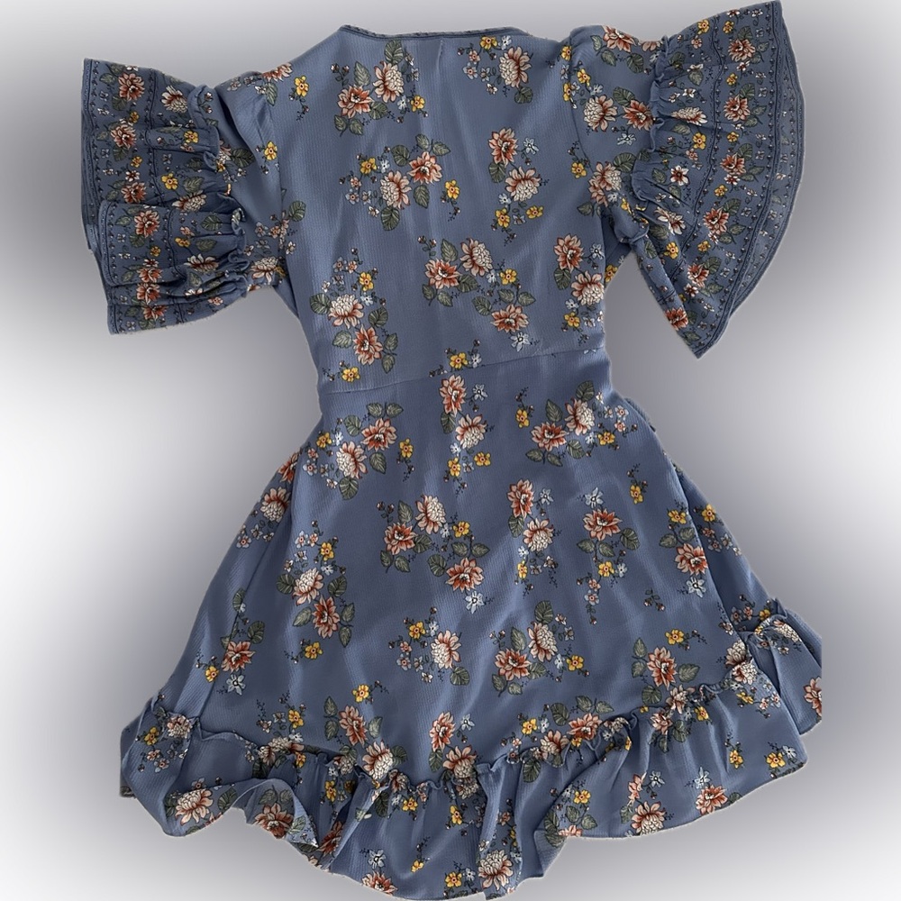 Max Studio Blue Floral Wrap Dress with Ruffle Hem & Bell Sleeves – Size L - Picture 3 of 3